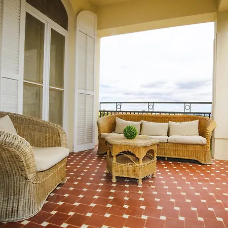 فيلة Colonial فيلاسيكا ذي سولثينا