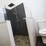 Colonial فيلة